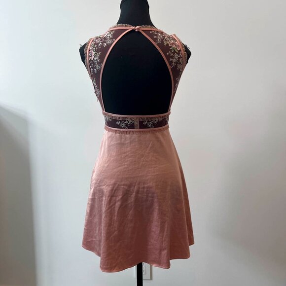 For Love & Lemons Slip - Picture 6 of 11